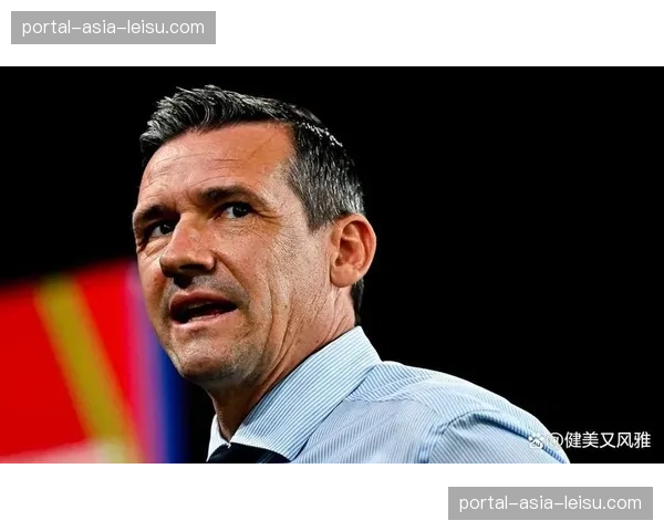 尼斯俱乐部体育总监吉索尔菲现场考察克罗地亚联赛18岁中场新星